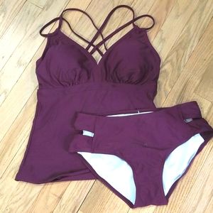 Tankini 2-piece, medium.